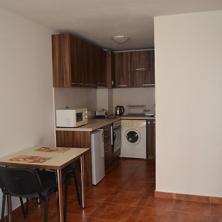 Ferienwohnung Downtown Studio Warna Exterior foto